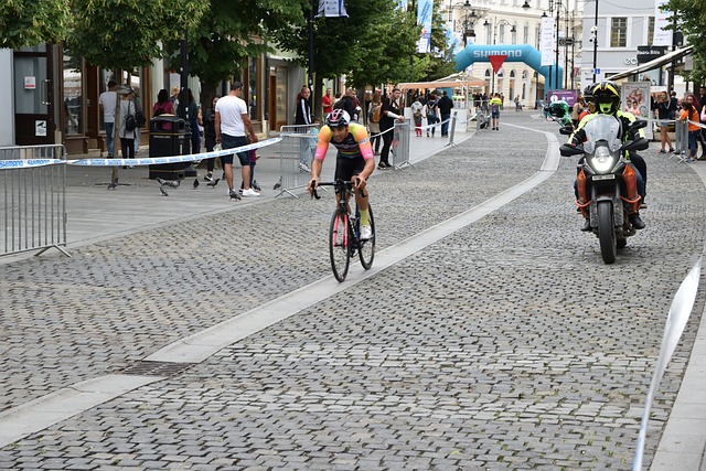 一场对抗赛 一场对抗赛