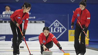 精准击球的 精准击球的