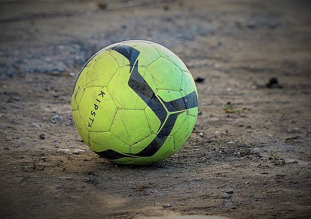 黄友政逐渐 黄友政逐渐